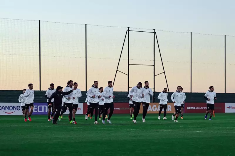 مران منتخب مصر.. إصرار تريزيجيه ولقطة تفسر اقتراب إمام عاشور من التشكيل الأساسي (صور) 